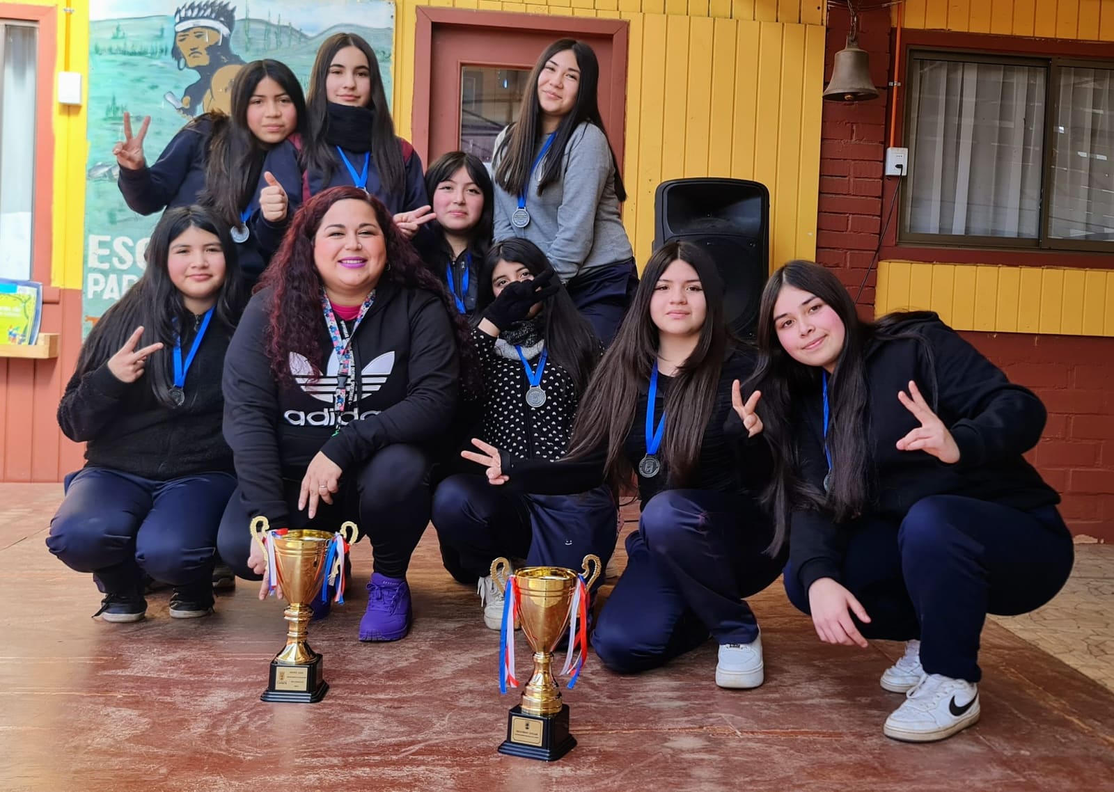 ESCUELA NUEVO TOQUI CAUPOLICÁN RECONOCE LOGRO OBTENIDO POR LAS NIÑAS EN EL COMUNAL DE FÚTSAL FEMENINO CAÑETE 2024, DONDE OBTUVIERON EL SEGUNDO LUGAR DEL CAMPEONATO.