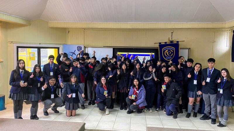 ESTUDIANTES DE 8° BÁSICO DE NUESTRA ESCUELA VIVEN JORNADA DENOMINADA «CASA ABIERTA» EN EL LICEO BICENTENARIO POLITÉCNICO DE CAÑETE.